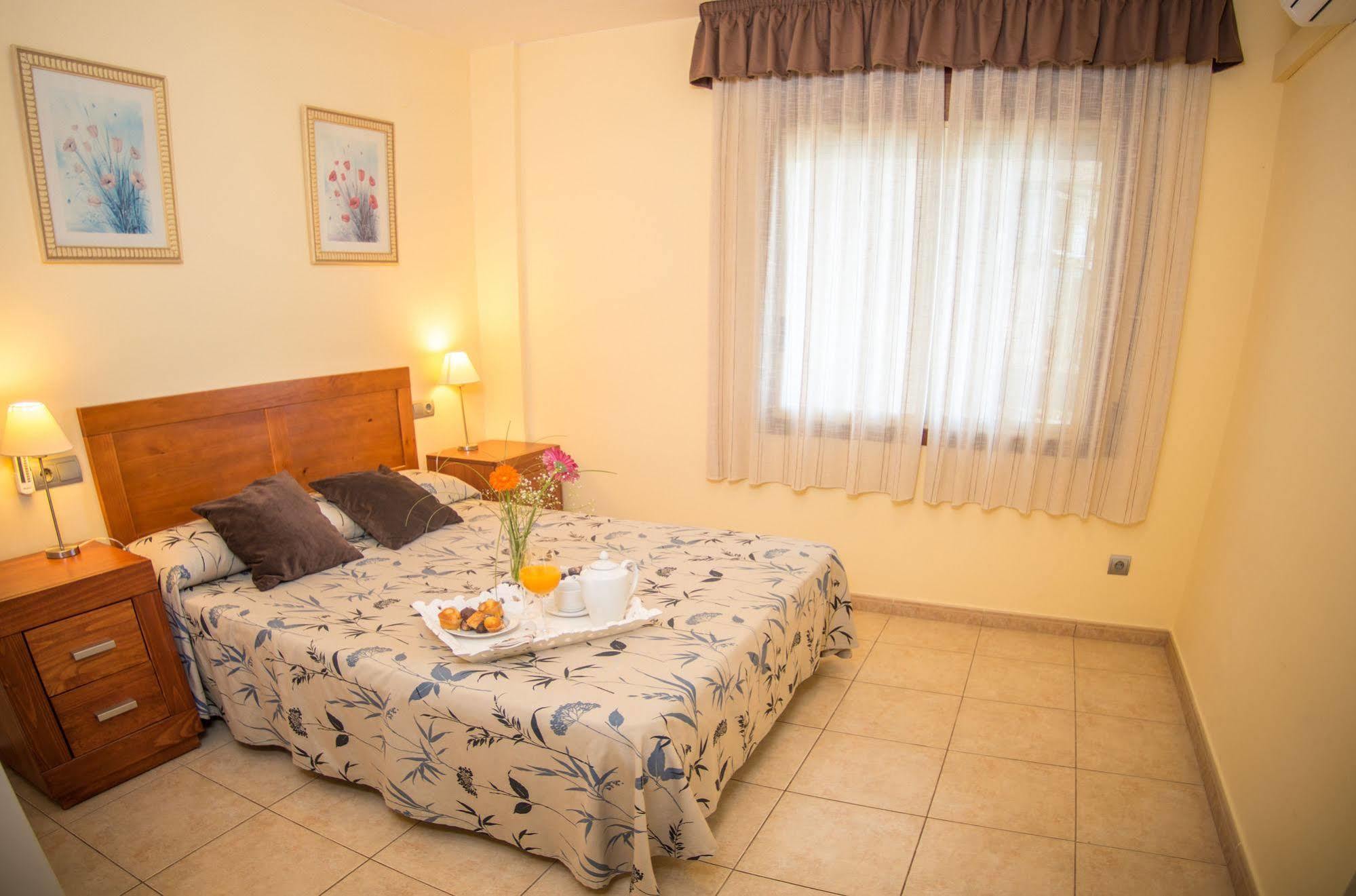 Ona Jardines Paraisol ซาลอว์ ภายนอก รูปภาพ